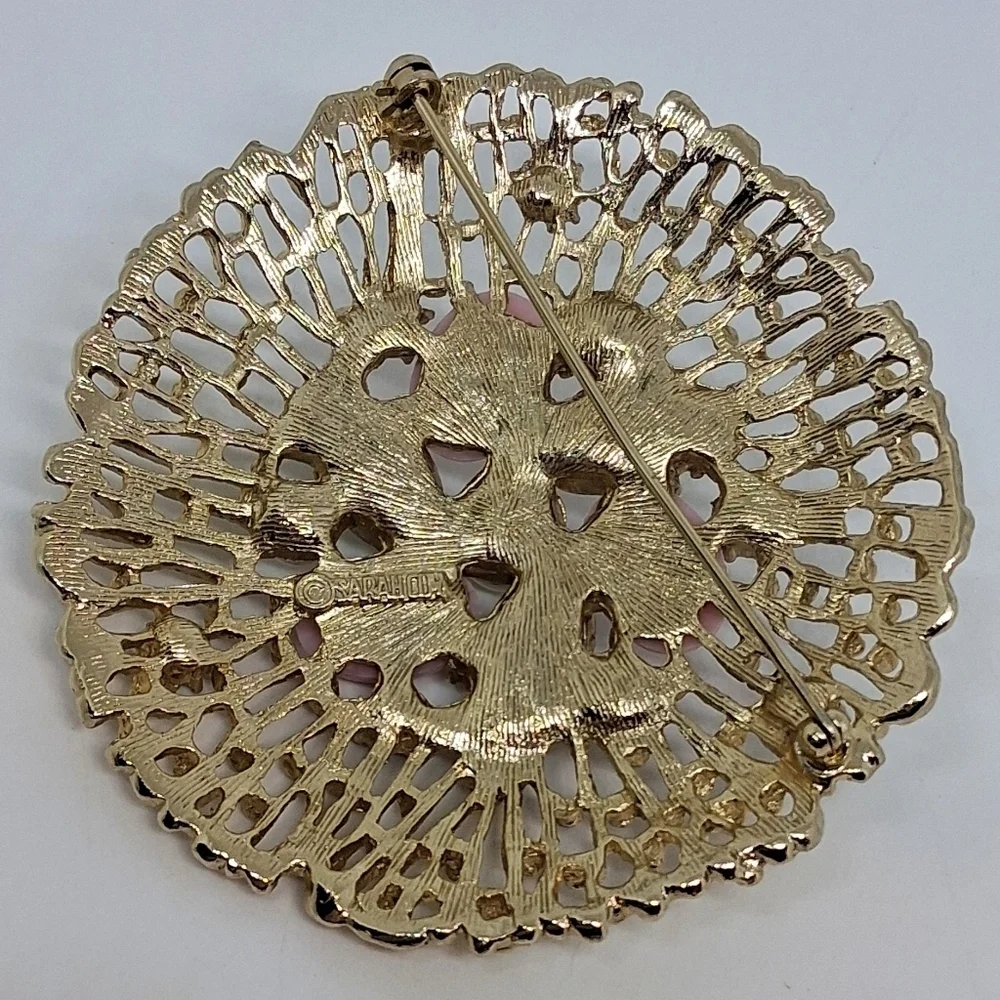 * Vintage Sarah Coventry Faux Pearl Pink Green Gold Tone Pin Brooch